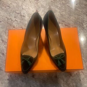 Hermes Pumps